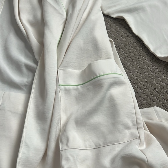 Fabletics Long Robe - Picture 3 of 6